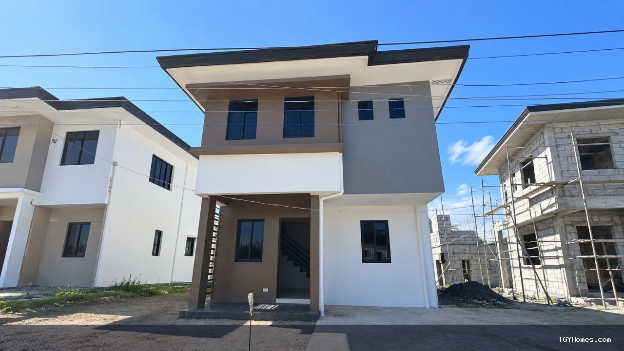 BR 4,Bath HOUSE & LOT: 22 Olympus Street, Sierra Village