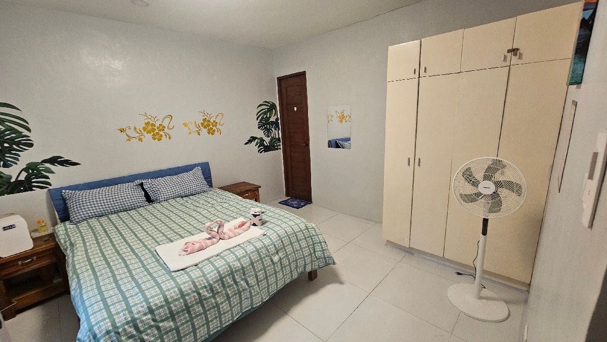 5 Bedroom With Swimming Pool